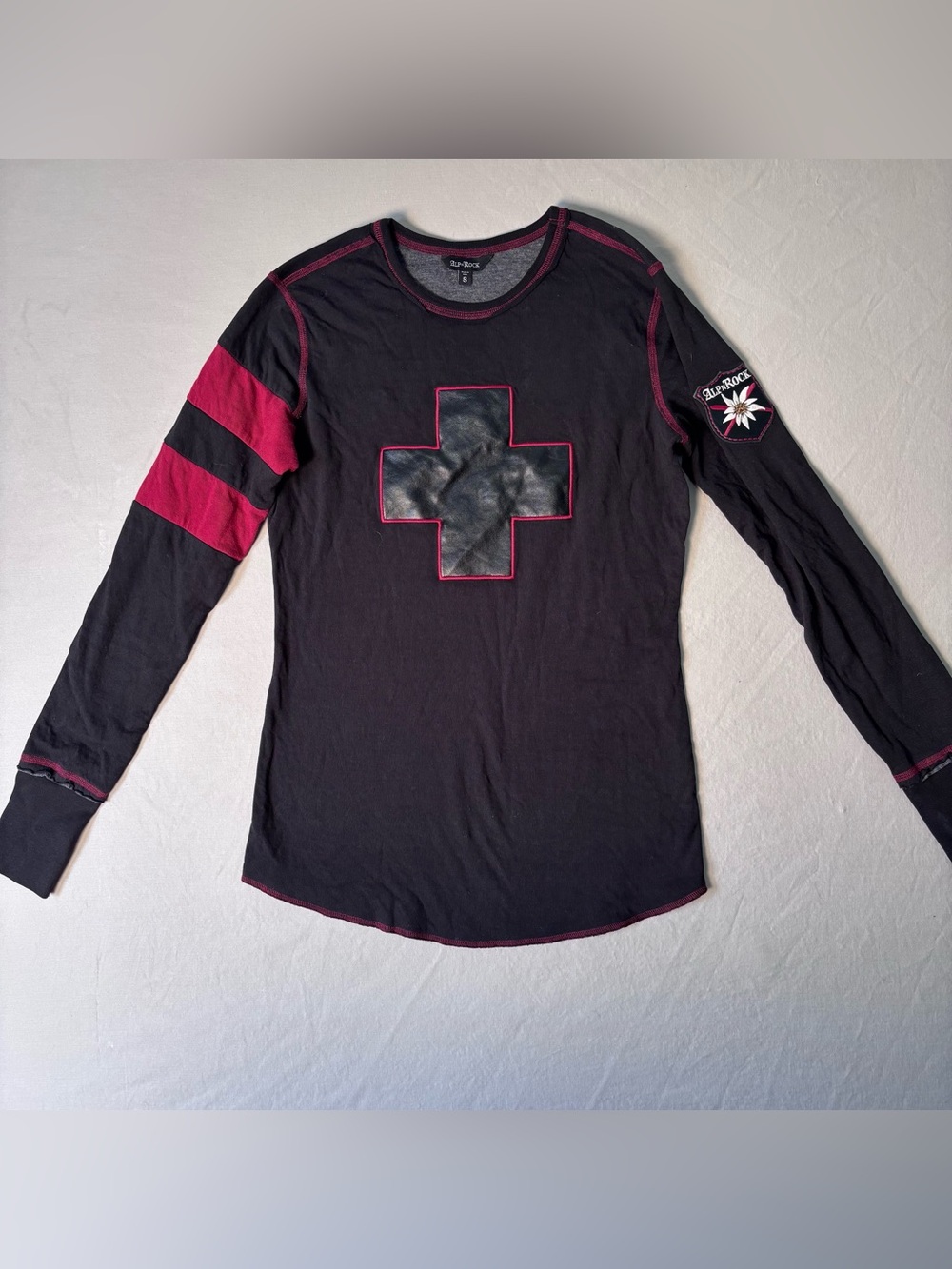 Alp N Rock Helvetica Premium Long Sleeve Ski Crew Neck Pullover - Black/Red - S